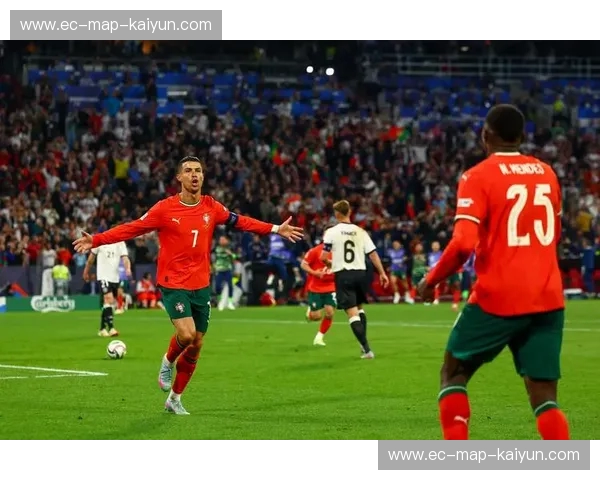 绿茵场上的双雄对决：本尤文图斯与阿赫利，一场激情与荣耀的碰撞